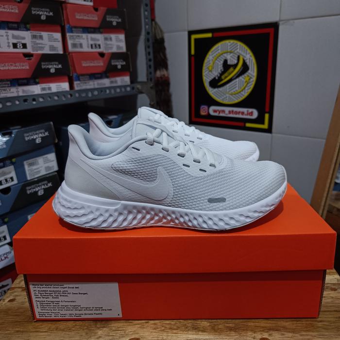 Jual Nike Revolution White Women's Running Shoes 42 Kota