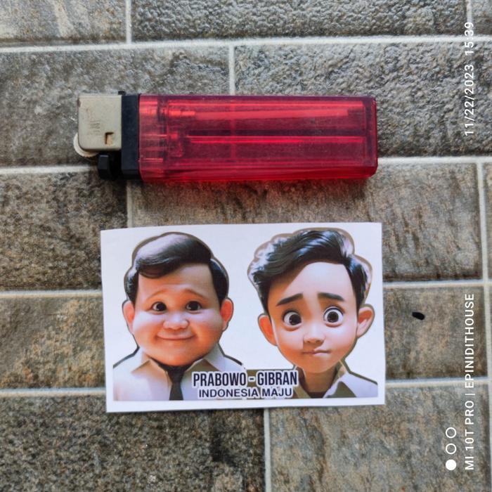 Gambar Stiker Capres Cawapres AI Edit Pemilu Pilpres 2024 Gemoy Presiden - Prabowo-Gibran dari Epinidithouse undefined Tokopedia