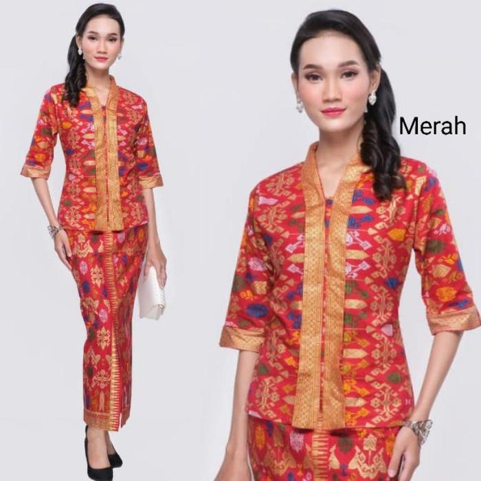 Gambar Kebaya Pramugari Batik Santika Rok Panjang - Red, XXL dari kathyaseller undefined Tokopedia