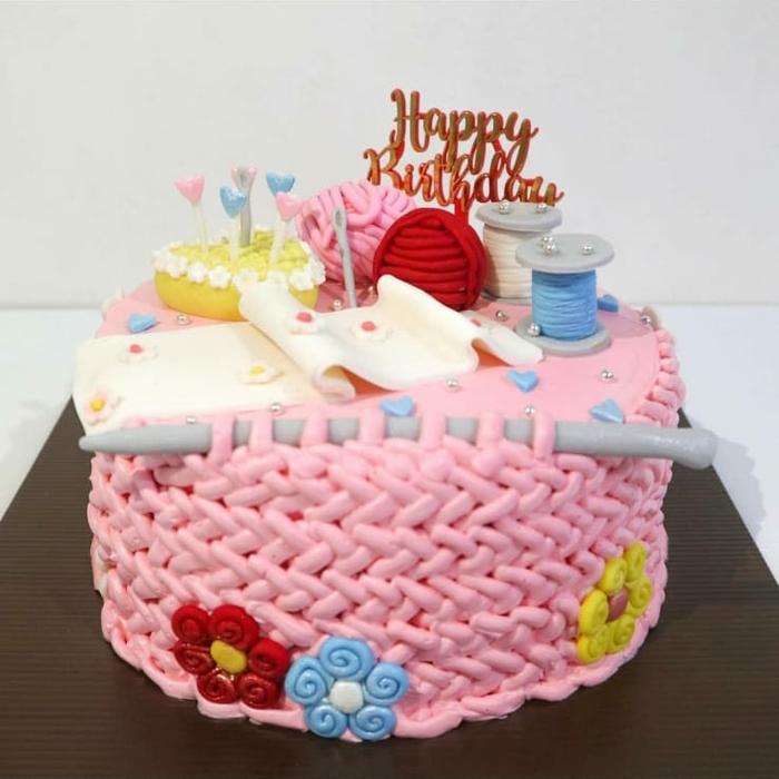 Jual birthday cake, kue ulang tahun (custom)20cm 30cm 30cm