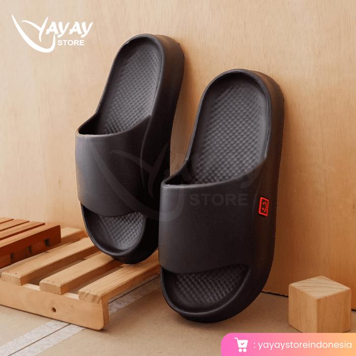 Gambar sandal slop full karet sandal rumah pria laki laki EVA - Hitam, 43 dari Toko Yayay Indonesia undefined Tokopedia