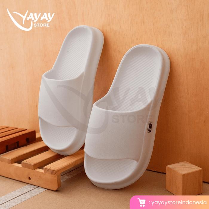 Gambar sandal slop full karet sandal rumah pria laki laki EVA - Putih, 39 dari Toko Yayay Indonesia undefined Tokopedia