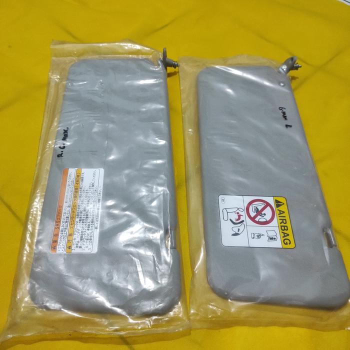 Gambar sunvisor grand max luxio original sun visor grand max luxio original dari Twinjayamotor undefined Tokopedia
