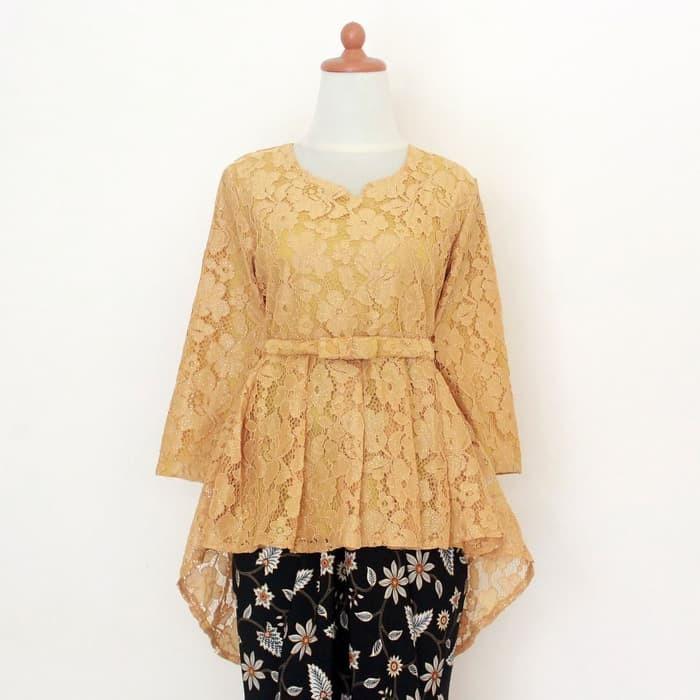Gambar Kebaya Modern Atasan Brukat Putih - GOLD, UKURAN M dari Kebaya Modern Mode undefined Tokopedia