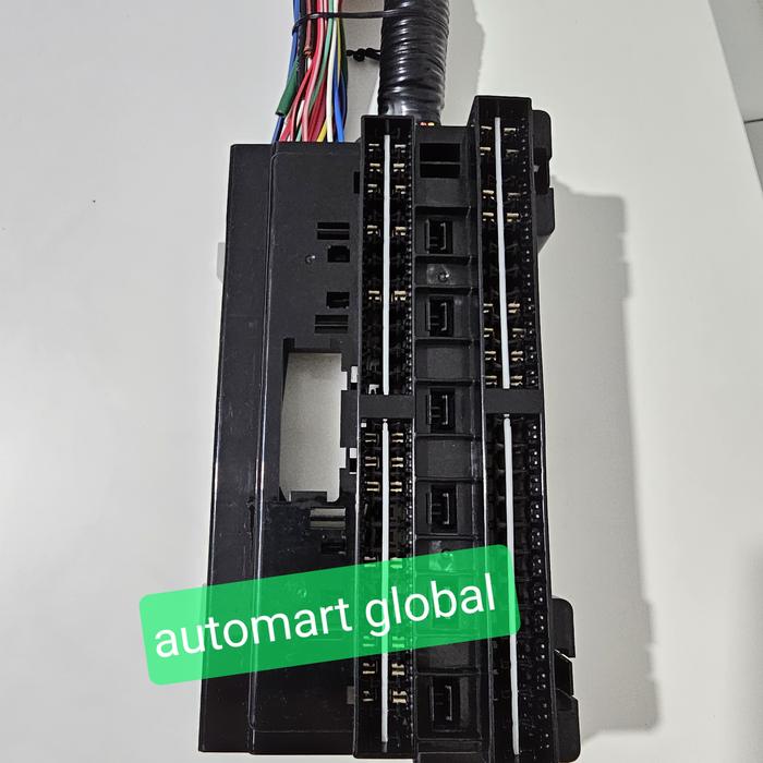 Gambar fuse box sekering canter ps125 ps110 sasis/ cabin - fuse box cabin dari automart global part undefined Tokopedia