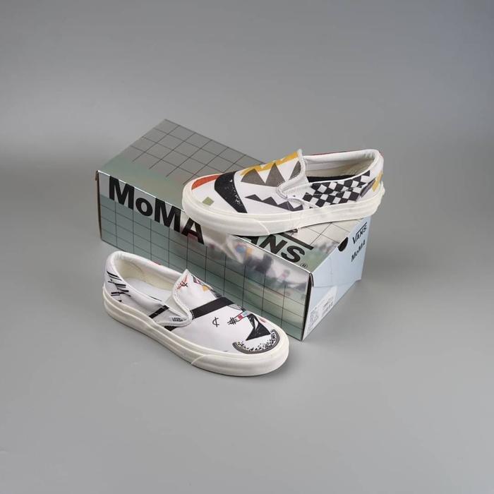 Gambar Vans X Moma Classics Slip On Vasily kandinsky Original - multicolor, 37 dari ACSHOES07 undefined Tokopedia