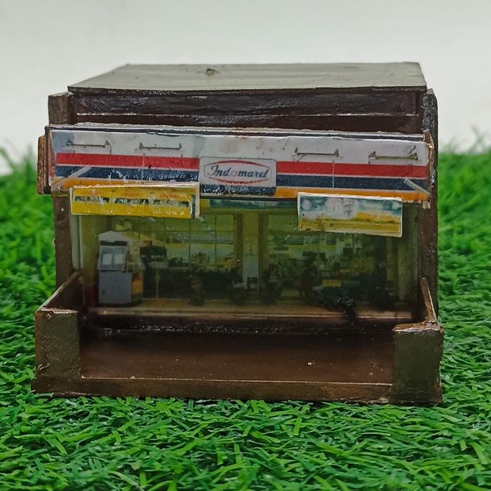 Gambar miniatur warung kelontong Aquascape paludarium PVC - Indomaret dari ndpets1 undefined Tokopedia