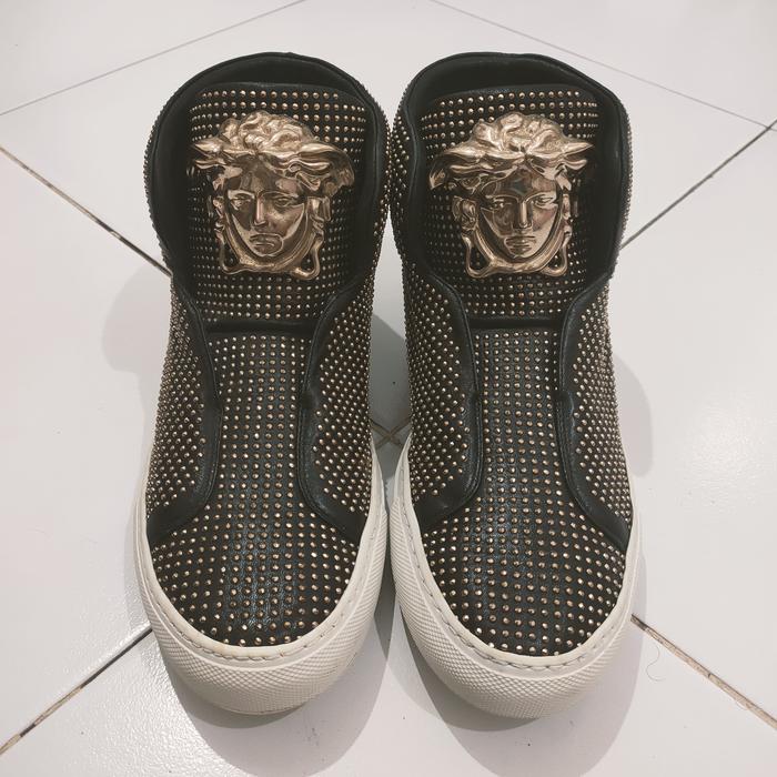 Gambar SEPATU SECOND VERCASE SNEAKERS SIZE 39 dari Aidhan Store undefined Tokopedia