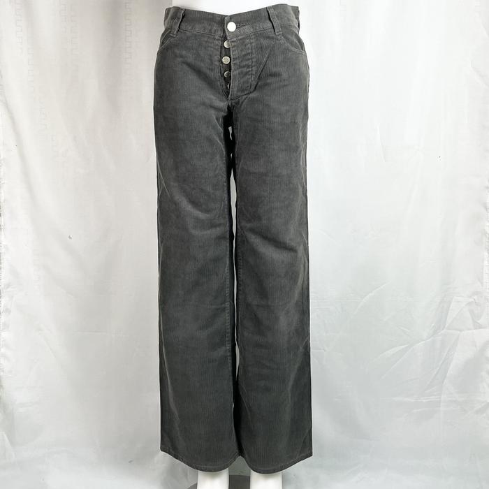Gambar Issey Miyake Zucca corduroy button fly pants 30 ( womens ) dari Pocketusedstuff undefined Tokopedia