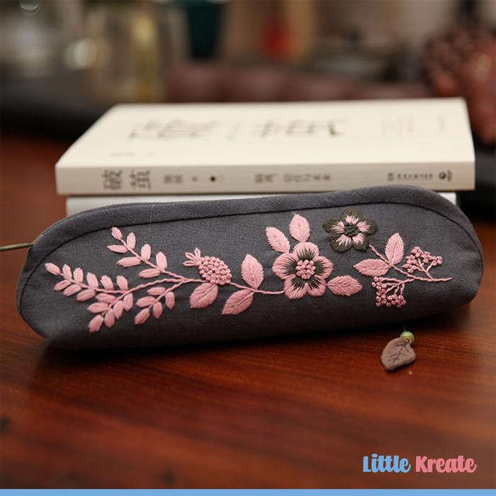 Gambar EG#102 DIY Sulam Kotak Tempat Pensil Hand Embroidery Pencil Case - Sweetness dari Little Kreate undefined Tokopedia