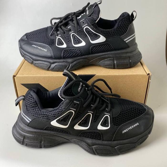 Gambar Sepatu Sneakers Fashion Pria Net Antislip Men Shoes Hiking Gunung Ori - Black, 39 dari Tasmurah Ok New Generation undefined Tokopedia