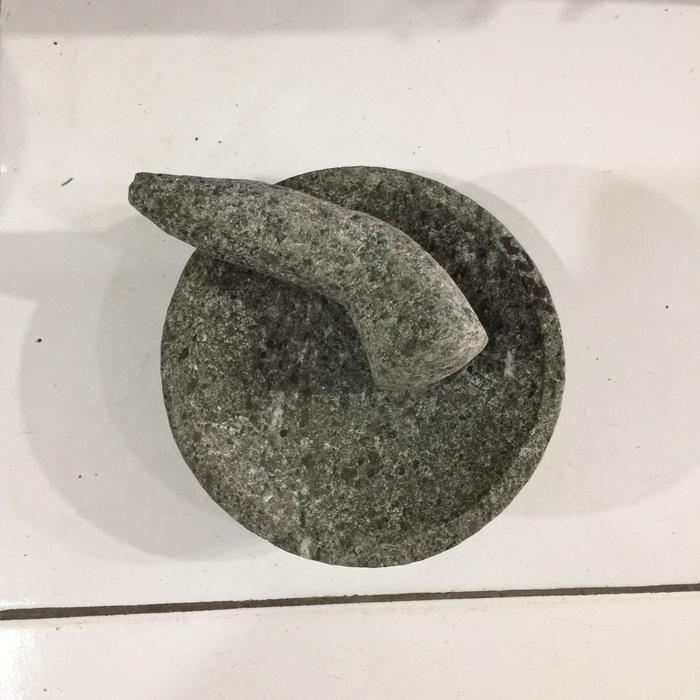 Gambar Cobek batu pahat ulekan 18cm - 30cm CBP-18CM - 18 dari Gudang elektronik undefined Tokopedia