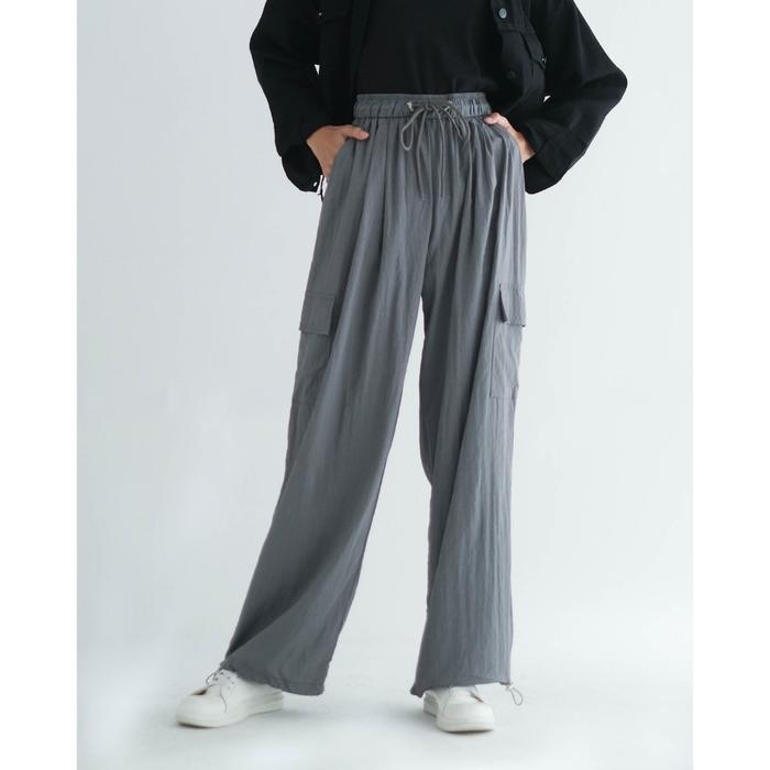 Gambar QIANZY CARGO PANTS MYRUBYLICIOUS - GREY dari MYRUBYLICIOUS COLLECTIONS undefined Tokopedia