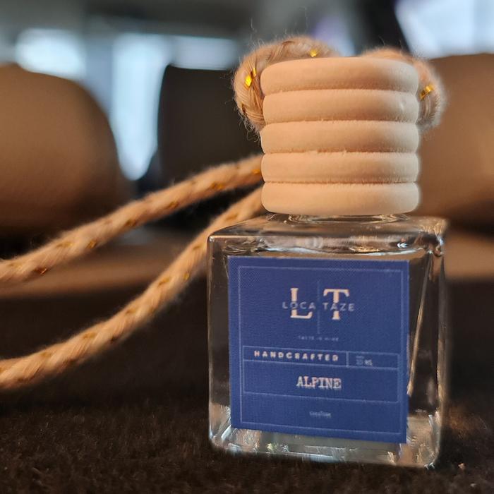 Gambar Parfum Mobil Ruangan Premium Gantung Murah Refreshner Aroma Lengkap - Alpine dari LocaTaze undefined Tokopedia