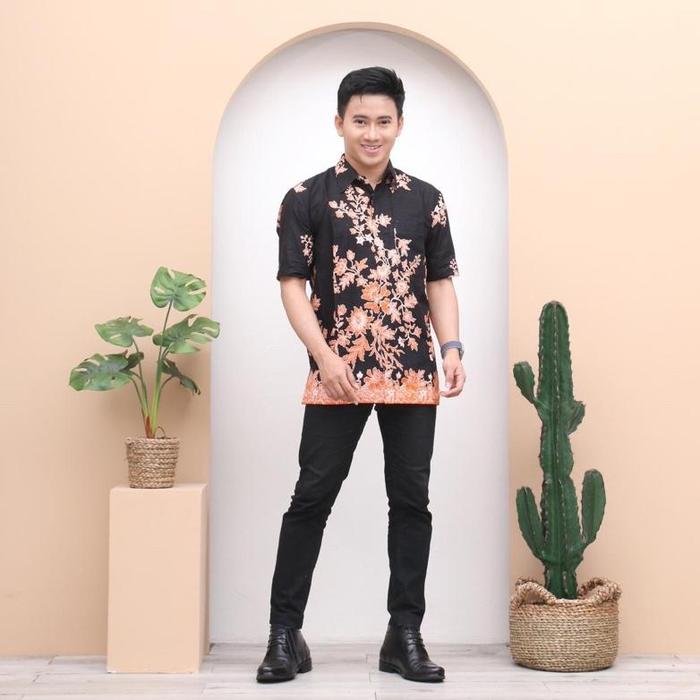 Gambar Model baru - PANJANG 2M 10CM/KAIN BAHAN/BAKAL KEMEJA PRIA/WANITA BATIK dari nelaverisa undefined Tokopedia