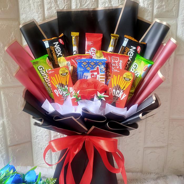 Gambar Bucket Snack besar, sidang, wisuda, P18 - gold dari Rezini Gift undefined 4 Tokopedia