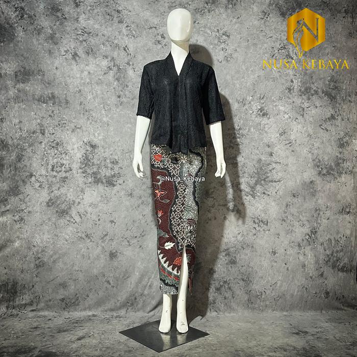 Gambar Nusa Kebaya Setelan Kebaya Kartini Brukat Kebaya Floy Brukat Modern Kebaya Kondangan - Set Hitam, M dari Nusa Kebaya undefined Tokopedia