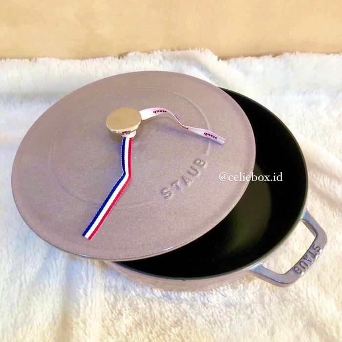 Gambar ORIGINAL STAUB BRAISER 28cm - CHERRYBLOSSOM26 dari Celiebox undefined Tokopedia