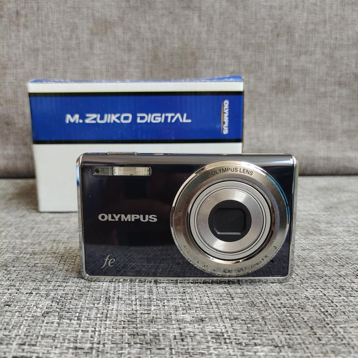 【美品】　OLYMPUS オリンパス FE-4010 デジタルカメラ　コンデジ Amazon.com : Olympus FE-4010 12MP Digital Camera with 4x Wide