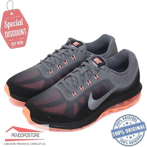 nike women's air max dynasty 2 running shoe