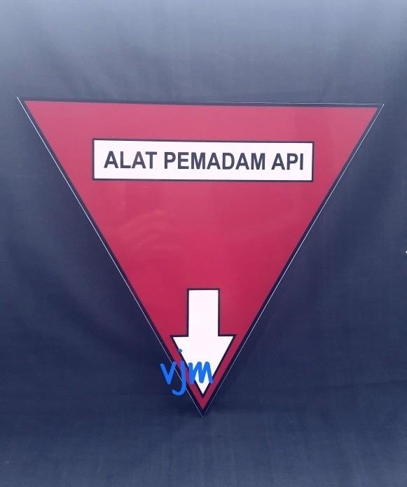 Gambar sign label alat pemadam kebakaran plat rambu APAR acrylic/akrilik dari acrylikmurah undefined Tokopedia