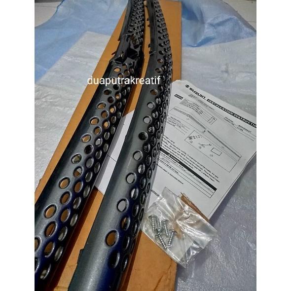 Gambar Lis Grill Suzuki Apv Arena List Grill Apv Front Grille Suzuki Apv dari Anggasthor undefined Tokopedia
