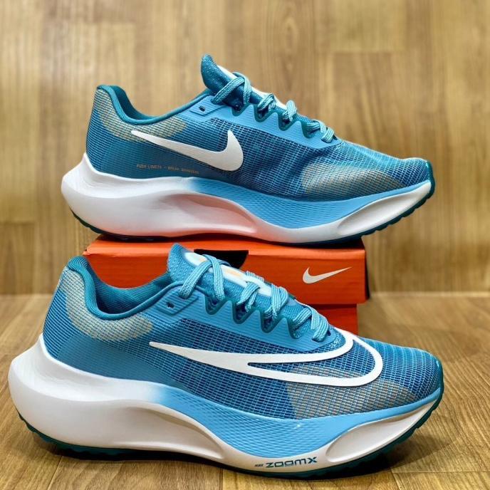 24.5cm】NIKE AIR ZOOM いさん MAX FLY
