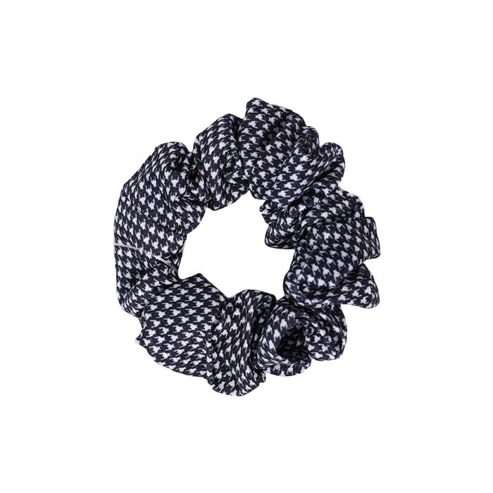 Gambar Stroberi Mini Scrunchie Motif -1 Hair Tie - Hounds Black dari Stroberi Accessories undefined Tokopedia