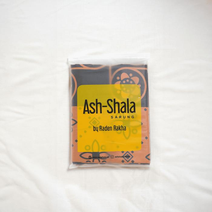 Gambar Sarung Ash-Shala by Raden Rakha - Reguler - Orange dari Ash-Shala by Raden Rakha undefined Tokopedia