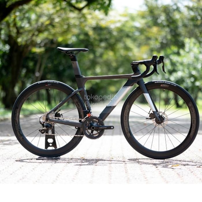 Gambar Sepeda Balap JAVA FUOCO AERO DISC - Titanium Black, 51 dari Bike Track undefined Tokopedia
