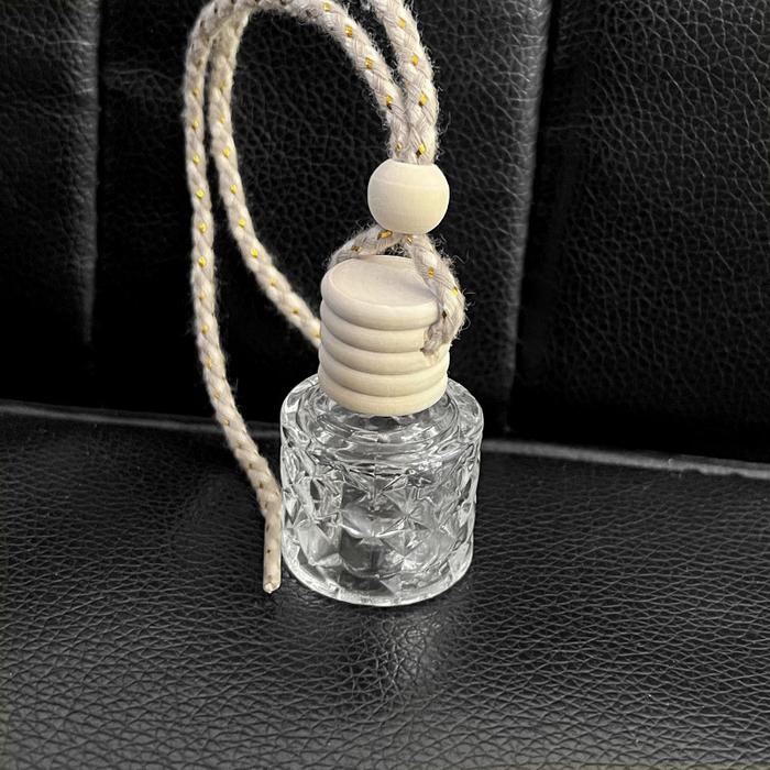 Gambar Diffuser gantung botol kaca ormamen cube essentials oil aromaterapi - F dari Asasaa_Shop undefined Tokopedia