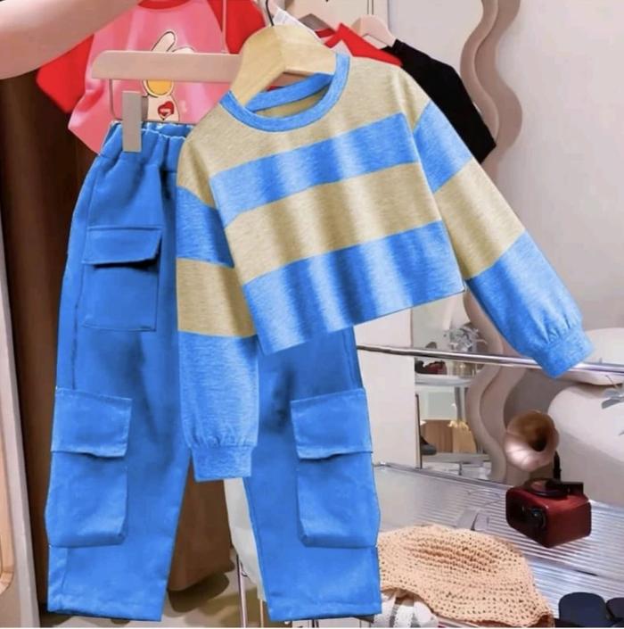 Gambar Setelan Baju Sweater Crop Slip 1-12 Tahun Celana Cargo Anak Perempuan - Biru Muda, 4 Tahun dari Nur colletions undefined Tokopedia
