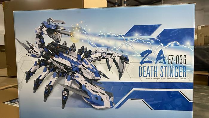 Gambar ZA04 BW EZ-036 1/50 Death Stinger(White Blue Color Ver) Model Kit dari Doctoy shop undefined Tokopedia