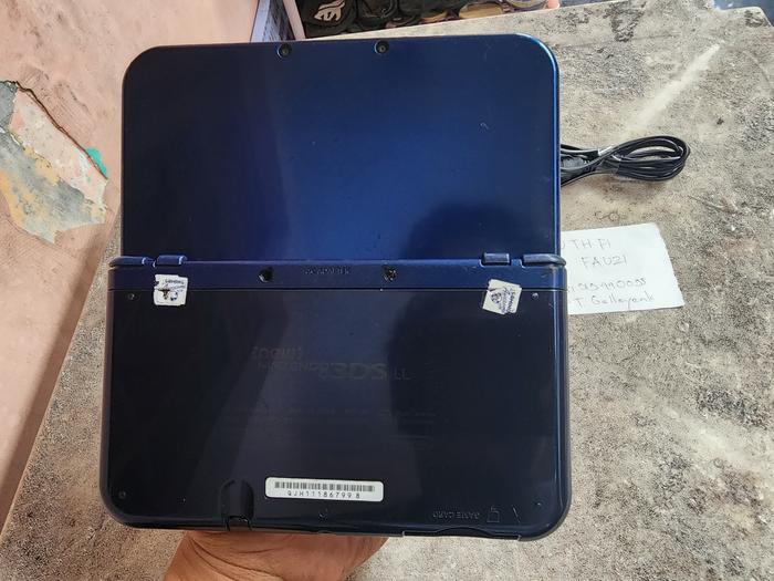 ３ds Replacement Shell Housing Bottom Middle Plastic Frame Black