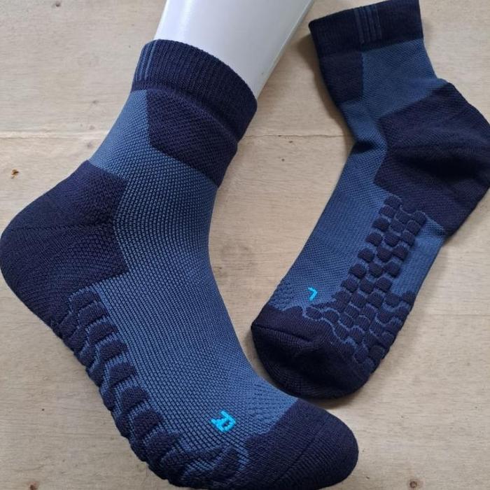 Gambar Khusus Kamu Kaos Kaki Reebok Original Quarter - Sport - Olahraga - - Q012, 39-43 dari everinid undefined Tokopedia