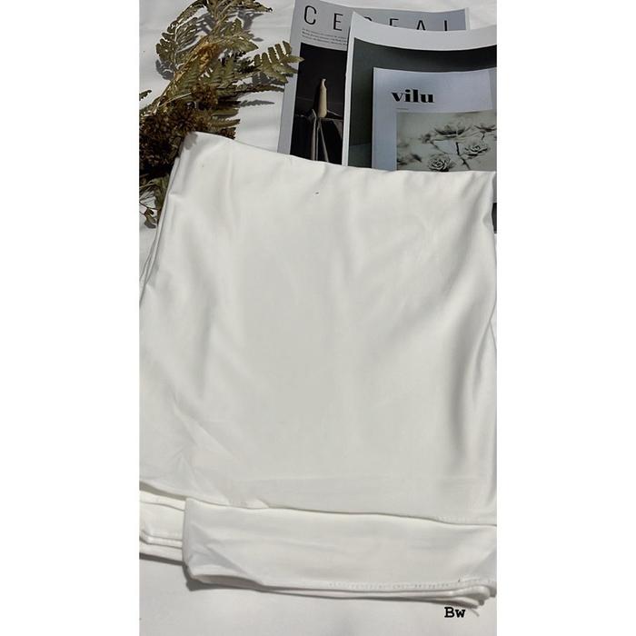 Gambar Promo Pashmina instan Jersy Oval premium - Putih dari LuckyLuv Id undefined Tokopedia