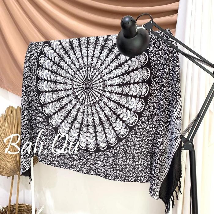 Gambar Kain Pantai Mandala Premium Bali Trendy - HITAM PUTIH ABU dari Nika-shop15 undefined Tokopedia