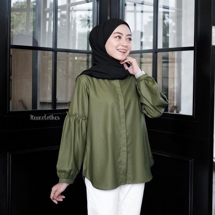 Gambar baju atasan wanita blus muslim asya blouse kancing jumbo big size - army, L dari SRIFASHION63 undefined Tokopedia