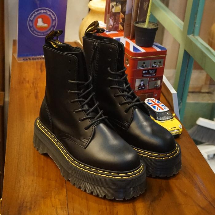 Dr. Martens ブラックプラットフォームブーツ 37 Dr. Martens Jadon III Pisa プラットフォーム ブーツ | ブラック