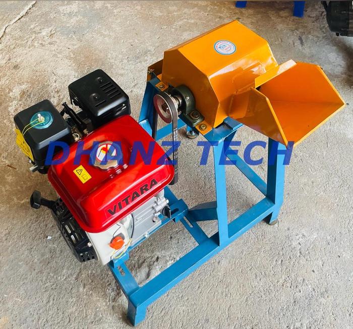Gambar Mesin Chopper Serbaguna Mesin Pencacah Rumput Dan Batang Ranting Multifungsi Mesin Cacah Rumput Coper Mesin Penghancur Pelepah Pisang  Rumput Gajah dari DHANZ TECH undefined Tokopedia