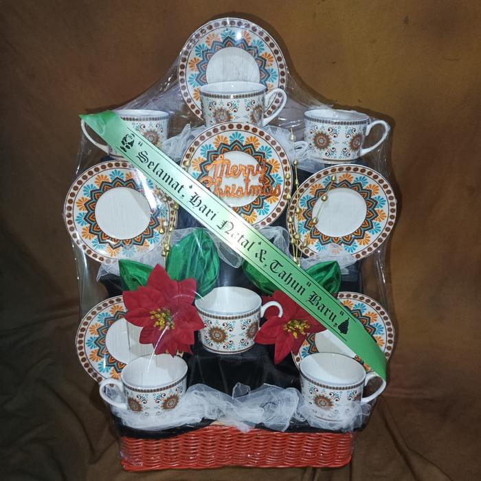 Gambar [100% Garansi] Parcel Tea Set- Parcel Pecah Belah - Parcel Lebaran C - Cangkir Tatak dari UB-project. undefined Tokopedia