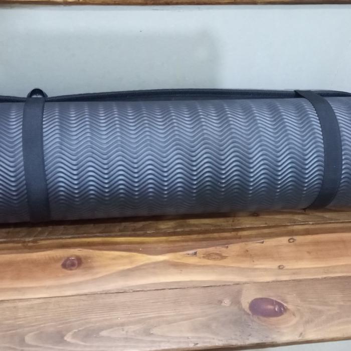 Gambar Matras Spon Tebal for Camping / Gunung - Hitam dari Pasar Gelap Outdoor undefined Tokopedia