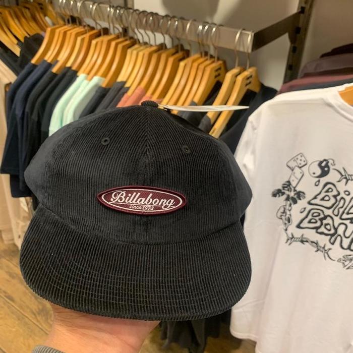 Gambar Topi Pria Billabong Original Base Snapback Black New dari bilalyesika store undefined Tokopedia