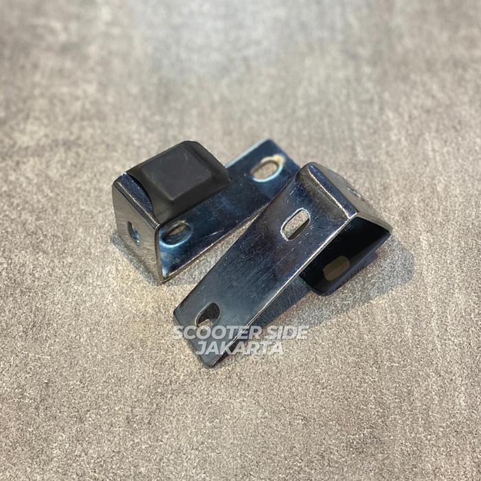 Gambar Dudukan Plat Nomor Magnet Vespuci Vespa Lx S Primavera Sprint GTS - Chrome dari Scooter Side Djakarta undefined Tokopedia