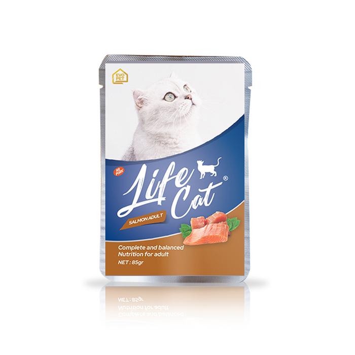 Gambar Life Cat Pouch 1 Dus (isi 24) 85 gram - Life Cat Makanan Kucing Basah - Salmon Adult dari Fortune Petshop Senen undefined Tokopedia