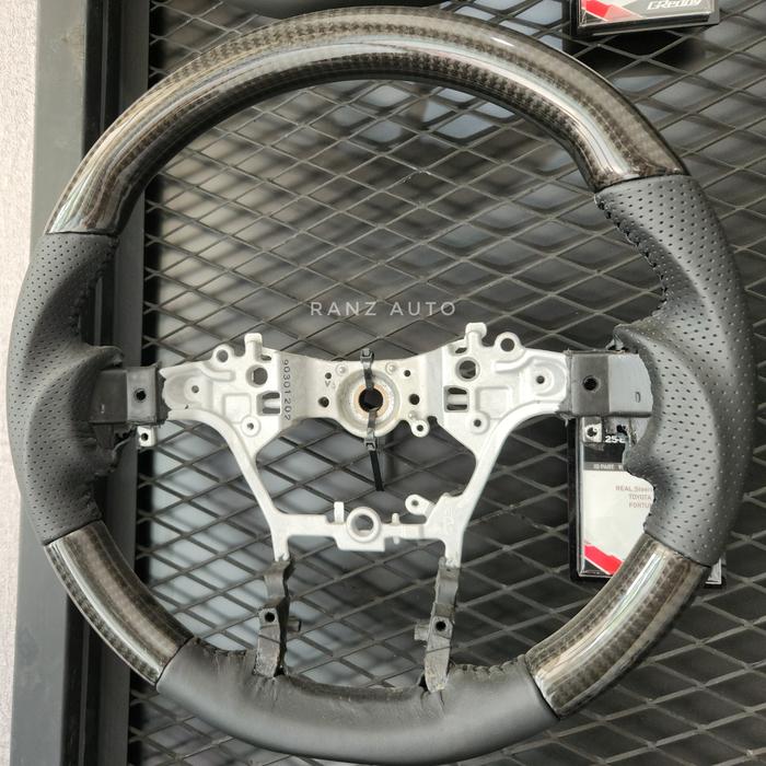 Gambar Setir / Real Steering Wheel Carbon Toyota Fortuner Innova Hilux dari Ranz Garage undefined Tokopedia