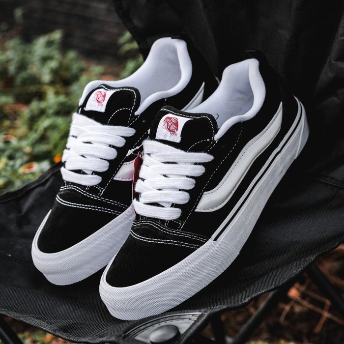 Knu Skool Shoes Black And White Vans That Say Vans WOMENS VANS KNU