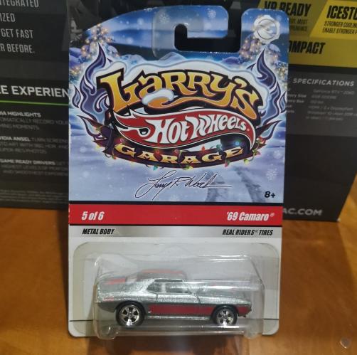 Gambar Hot Wheels 69 Camaro Larry s Garage Larrys Silver Holiday ban karet dari Batu Apung Store undefined Tokopedia