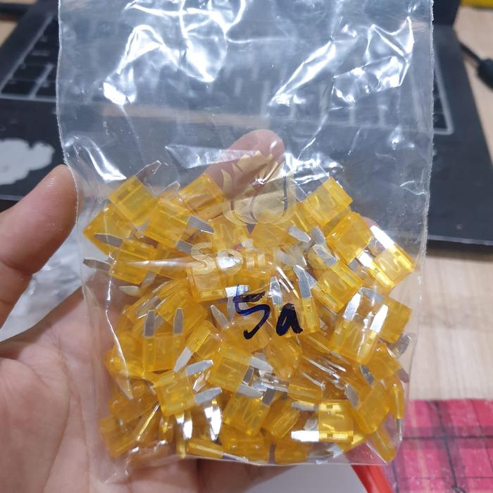 Gambar per (100pcs) Sekring Tancap Kecil Motor Mobil / Mini Fuse Uk 5a 10a 15a 20a 25a 30a - mini fuse 5a dari STARVIS CCTV undefined Tokopedia