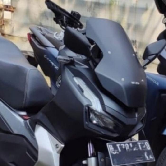 Gambar Visor Windshield Visor ADV 150 ADV 160  Pendek Model Standar Original - Hitam Doff dari JizmunAcc undefined Tokopedia